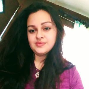 Meet your Posher, Maria juarezz